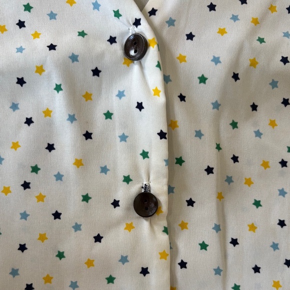 Star Patterned Button-Up Top- Jessy B - Picture 2 of 4